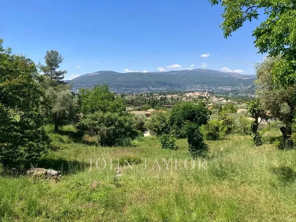 Terrain 6066 m²