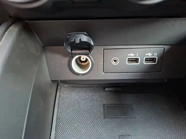 Renault Clio tce 90 ch gsr2 — photo 39