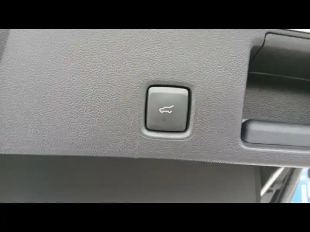 Ford Kuga 2.5 duratec 243ch hybride rechargeable st-line x powershift — photo 13