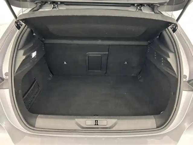 Peugeot 308 phev 180ch gt e-eat8 + toit ouvrant — photo 18
