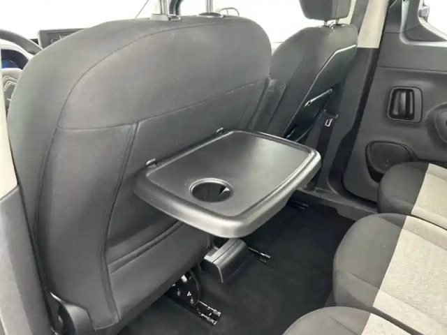 Citroën Berlingo e- taille m 136 ch 100 kwh automatique — photo 39