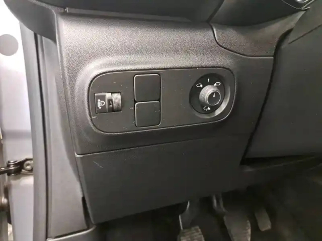Citroën C3 puretech 83 s&amp;s bvm5 — photo 27