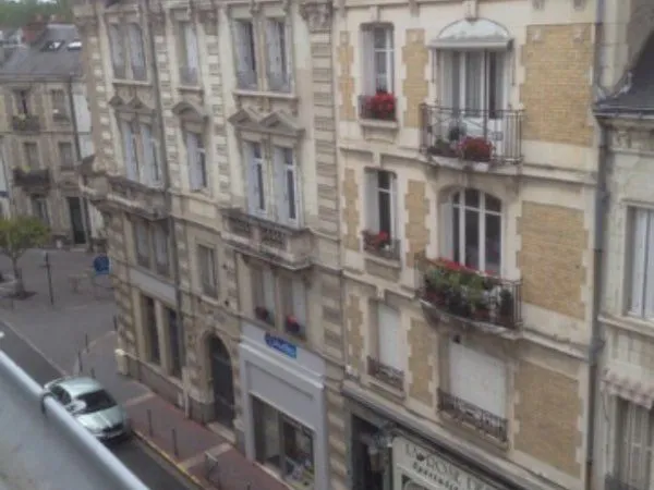 Colocation pour ce grand F3 en plein centre ville de Tours