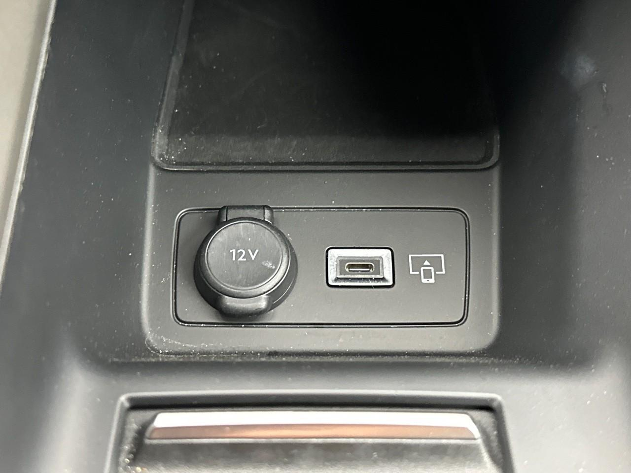 Peugeot 308 hybrid 145 e-dcs6 allure — photo 33