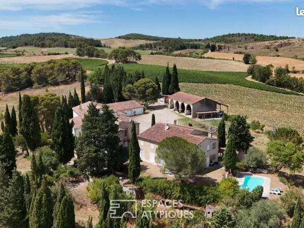 Propriété 18 pièces 976 m²