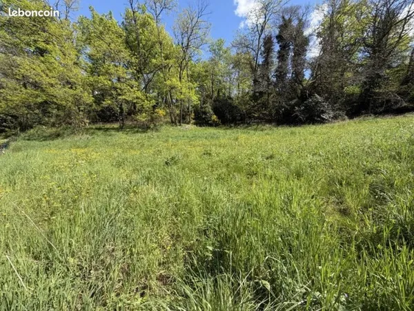 Terrain 2 247 m² Brive La Gaillarde