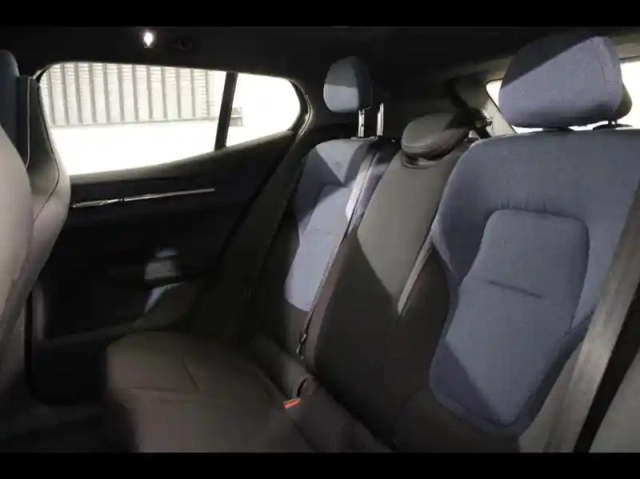 Volvo Ex30 single extended range 272ch ultra — photo 10