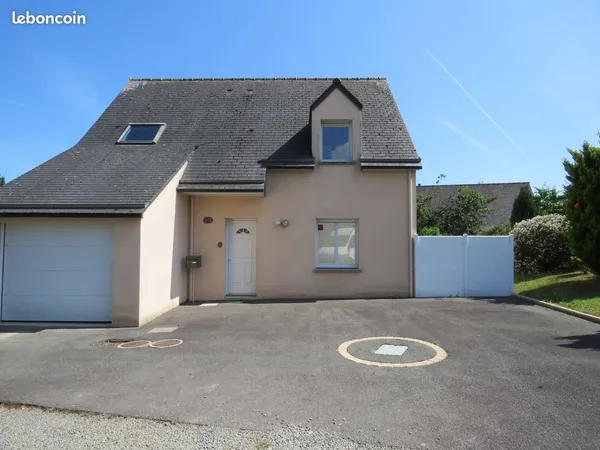 Maison individuelle T6 duplex à moins de 20mns du centre ville de Rennes et à moins de 50 minutes de