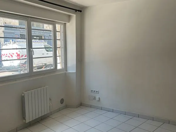 Studio à louer-Bordeaux