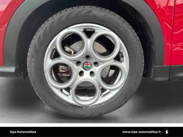 Alfa Romeo Tonale 1.5 hybrid 130 ch tct7 — photo 47