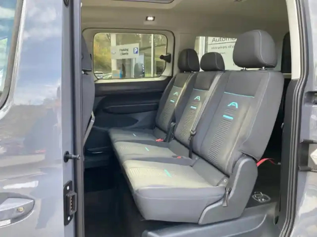 Ford Tourneo Connect grd 1.5 ecoboost 114ch titanium — photo 9