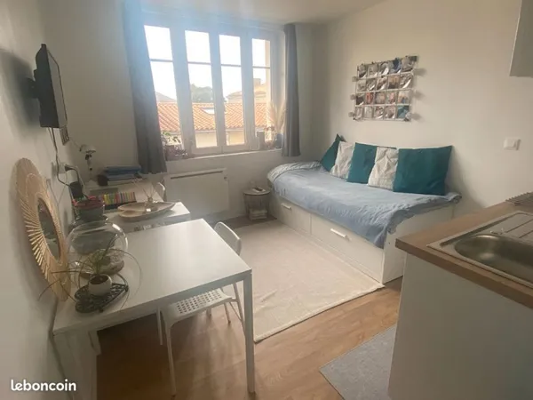 Studio 1 pièce 19 m²