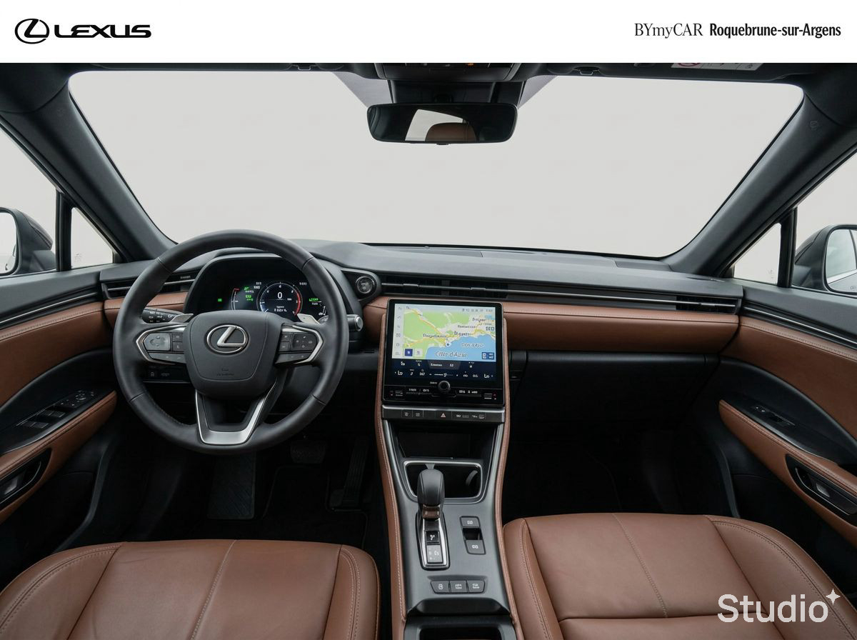 Lexus LBX 2WD — photo 9