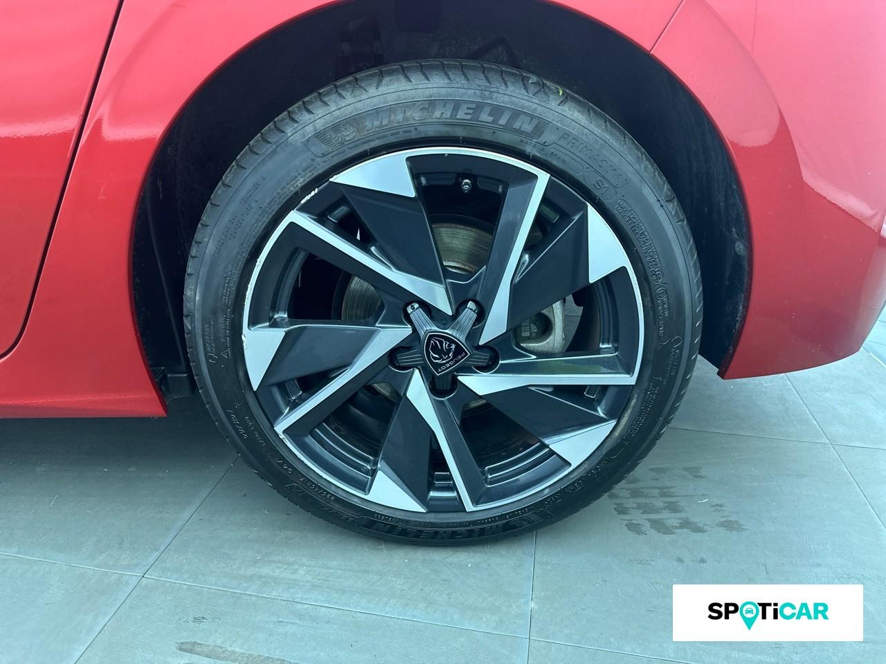 Peugeot 308 1.5 bluehdi 130ch s&s allure pack eat8 — photo 11