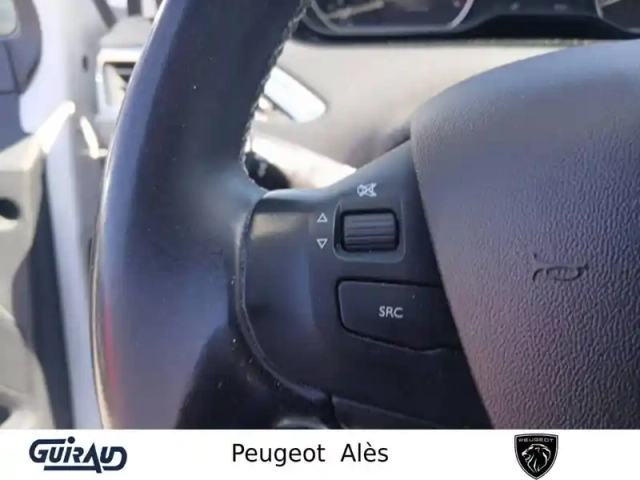 Peugeot 208 1.2 puretech 110ch s&amp;s bvm5 — photo 16