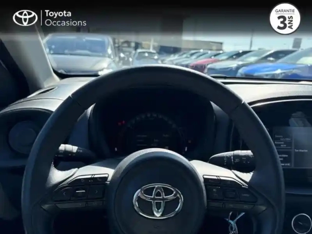 Toyota Aygo X 1.0 vvt-i 72ch dynamic — photo 13