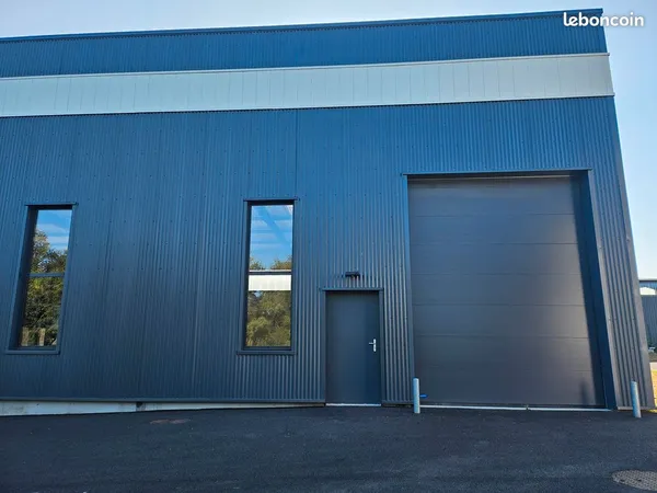 Opportunité location industriel/commercial au coeur de la Zone Artisanale du Raussan à Plaintel