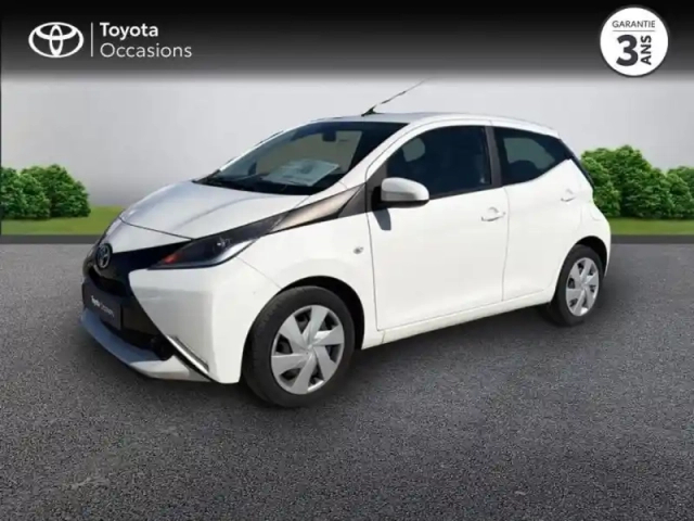 Toyota Aygo 1.0 vvt-i 72ch x-play 5p — photo 1