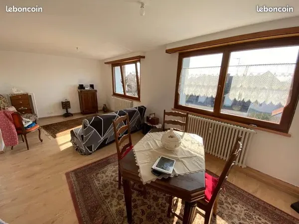 Illkirch Appartement +garage + jardin partagé quartier résidentiel côte d'azur dans maison tri famil
