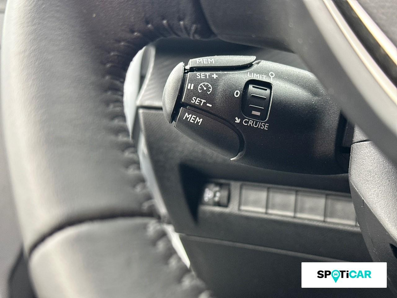 Peugeot 208 1.2 100ch s&s style — photo 17