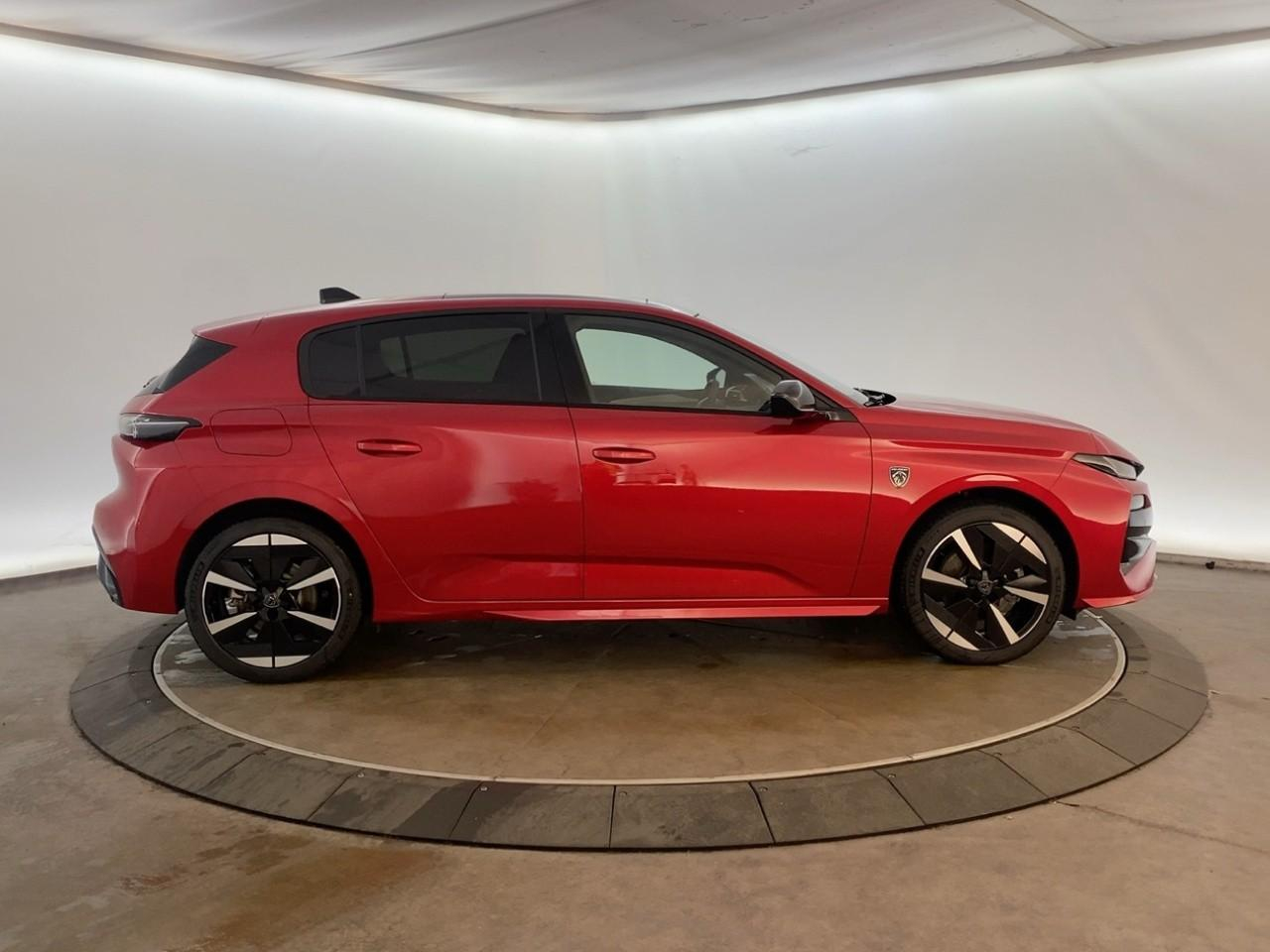 Peugeot 308 electrique 55 kwh 156ch gt — photo 4