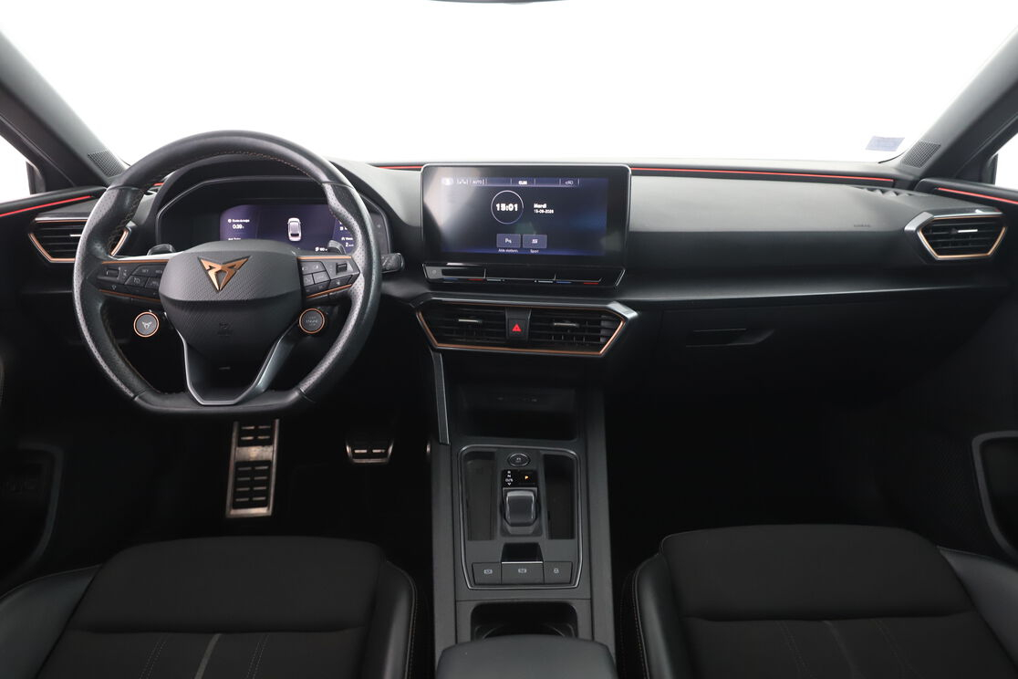 Cupra Leon Sportstourer 1.4 e-Hybrid DSG6 — photo 11