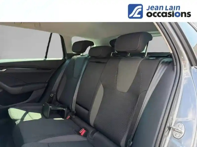 Skoda Octavia combi 2.0 tdi 150 ch scr dsg7 — photo 17