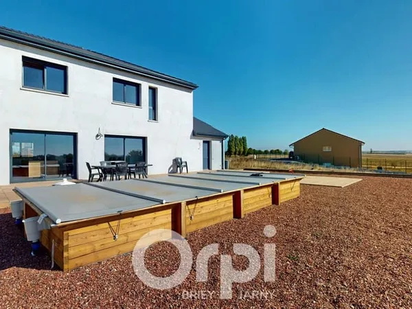 Maison 5 pièces 142 m²