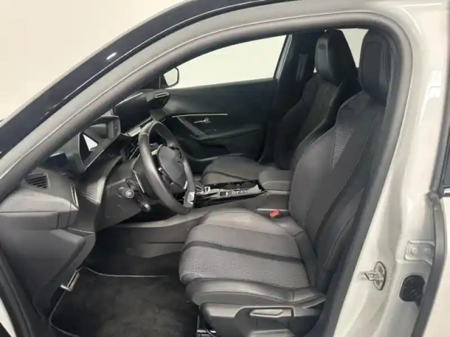 Peugeot 2008 1.2 130 gt eat8 i-cockpit gps camera full led — photo 8