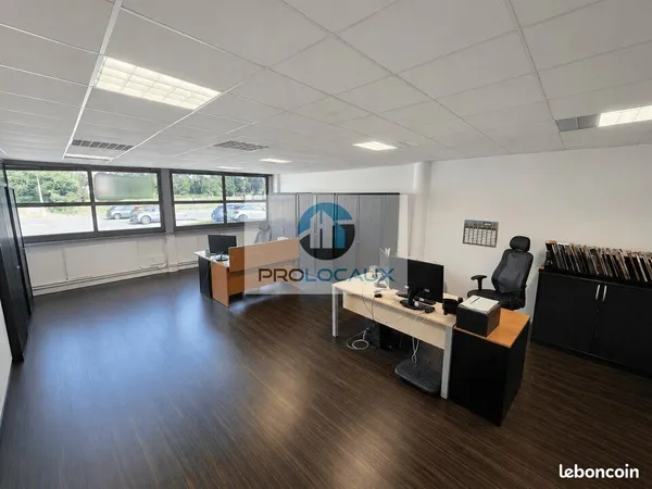 Bureaux 89 m² DURY
