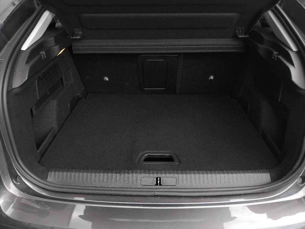 Citroën C4 puretech 130ch s&s shine pack eat8 — photo 10