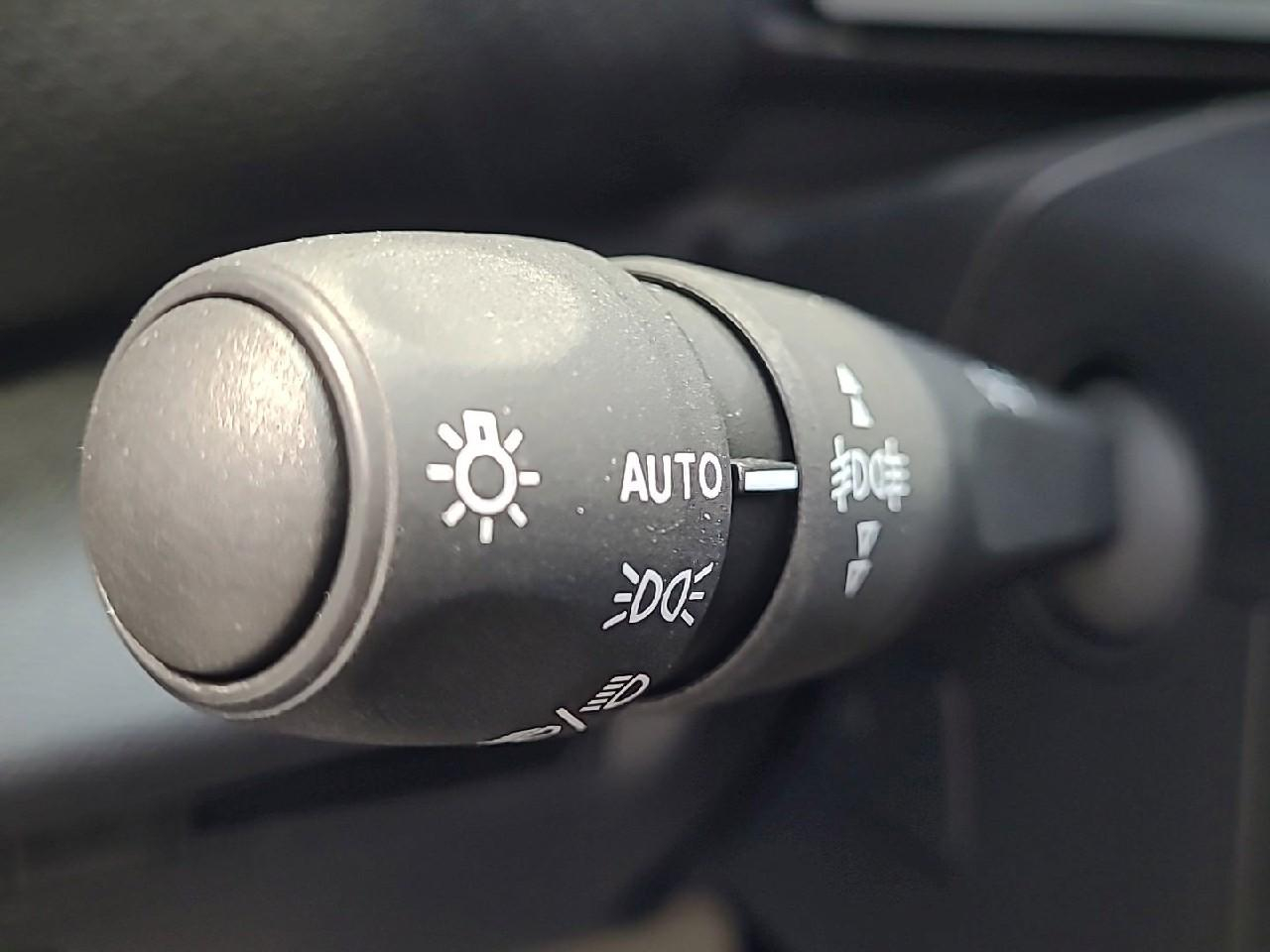 Citroën C4 puretech 130 s&s eat8 shine — photo 24