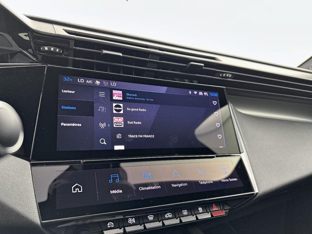 Peugeot 308 electrique 54 kwh 156ch gt — photo 23