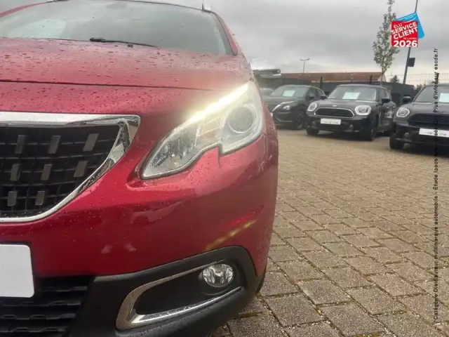 Peugeot 2008 1.2 puretech 110ch e6.c style s&amp;s eat6 — photo 13