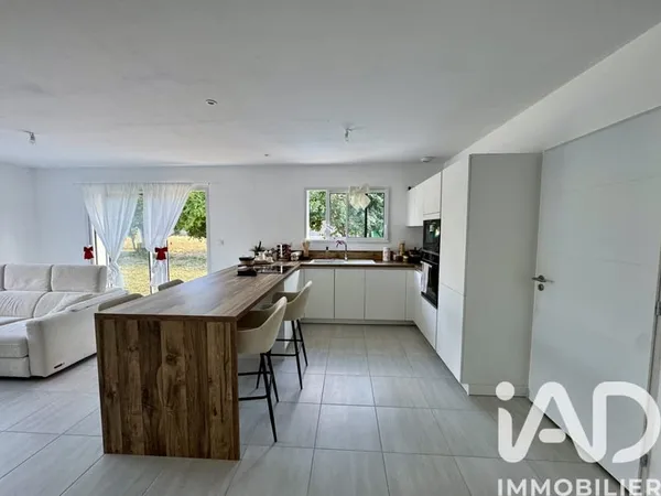 Maison 5 pièces 94 m²