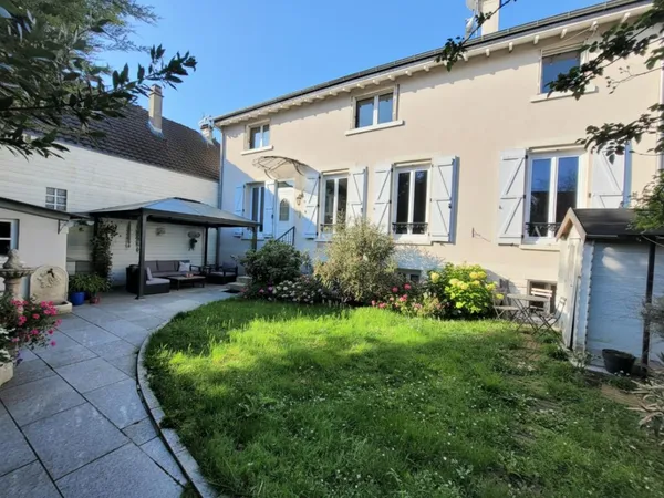 Maison Argenteuil, secteur Orgemont, 95100 Val d'Oise 6 pièce(s) 122 m2 habitables