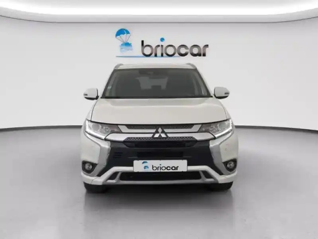 Mitsubishi Outlander phev twin motor intense 4wd + attelage — photo 8