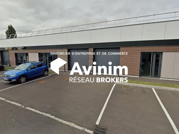 Local 152 m² Saint-Louis