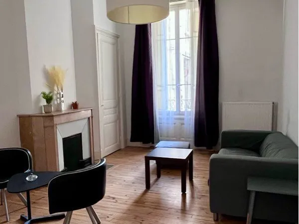 Appartement de standing 150m place Jean-Jaurès idéal famille ou colocation 2ch