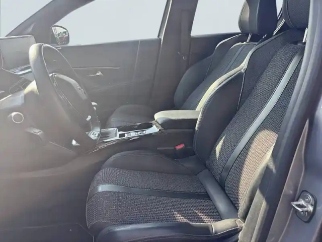 Peugeot 208 puretech 100 s&amp;s bvm6 — photo 11