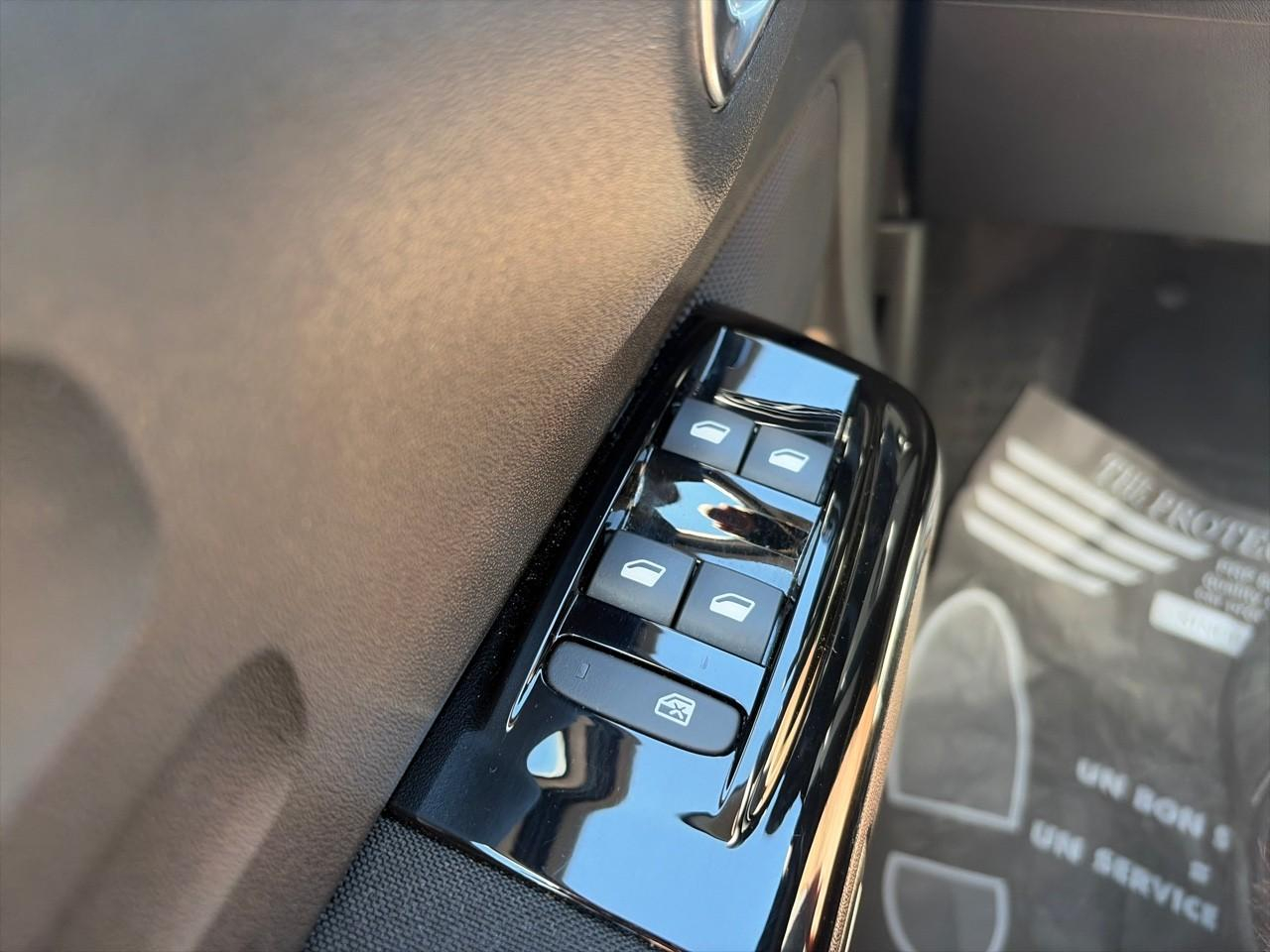 Citroën C3 1.2 puretech 110ch s&s shine eat6 — photo 14