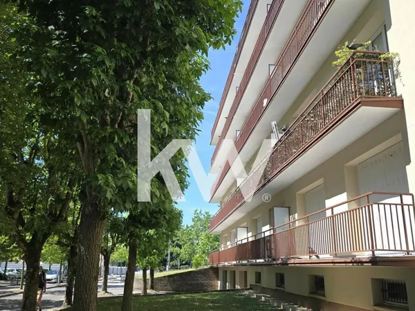 APPARTEMENT 4 PIÈCES DE 79,30 m² AVEC BALCONS et CAVE – MAUREPAS (78310)