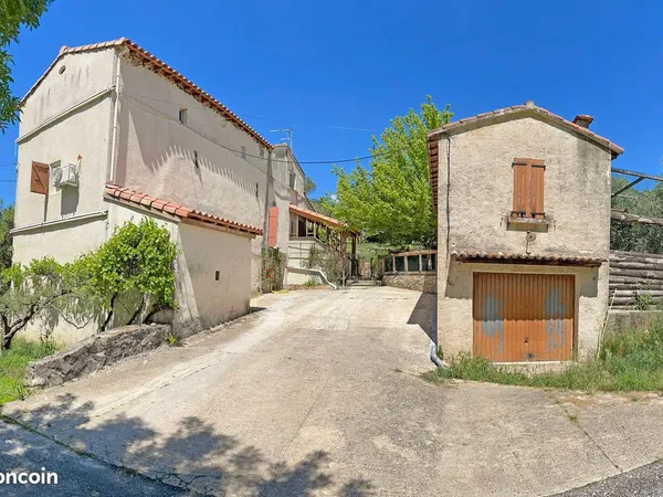 Maison 95m² - 4 pièces - Terrain 1.3h