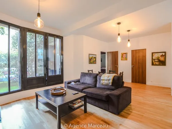 Joli 3 pièces en rez-de-jardin de 67m2 à Courbevoie