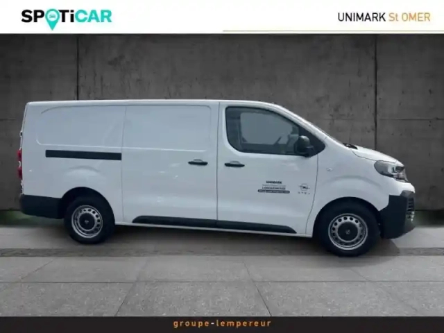 Opel Vivaro fg xl 2.2 diesel 150ch pack premium connect — photo 5
