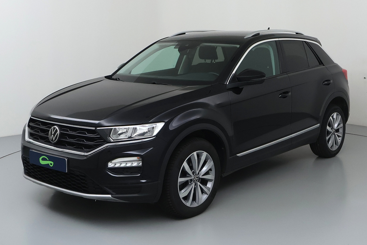 Volkswagen T-Roc — photo 1