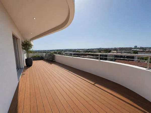 Appartement 4 pièces 87m² + Terrasse de 40m² + Parking sous-sol ! BARRIERE DE PARIS