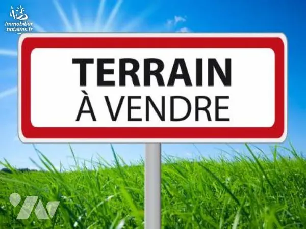 Terrain 743 m²