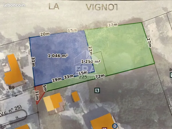 Terrain 1046 m² DAMPARIS