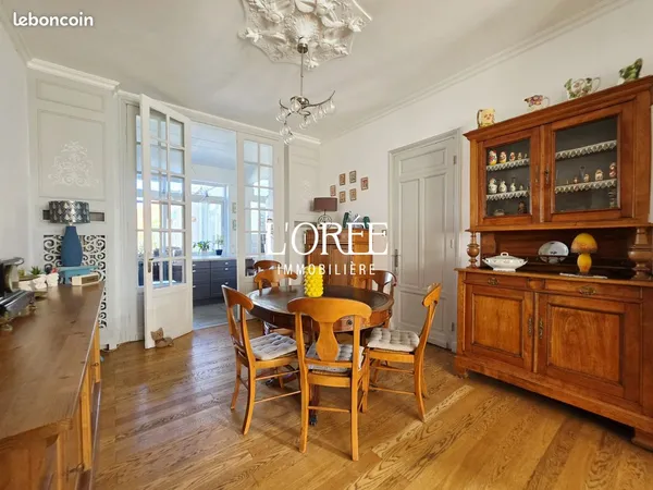 Maison 7 pièces 160 m²